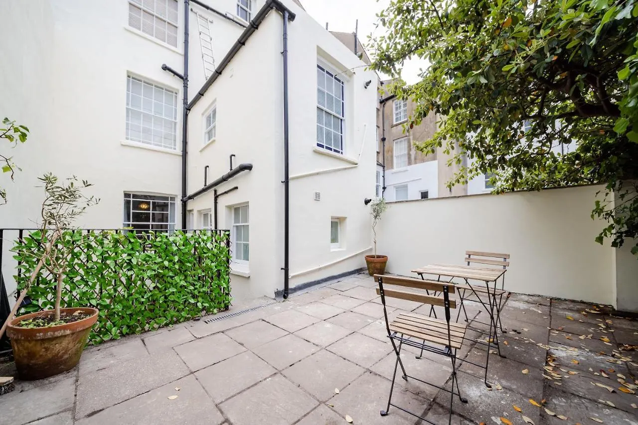Apartment Sea View I Garden I Seafronti One Bedroom Flat I King Size Bed I 2 Mins Walk To Seafront Brighton