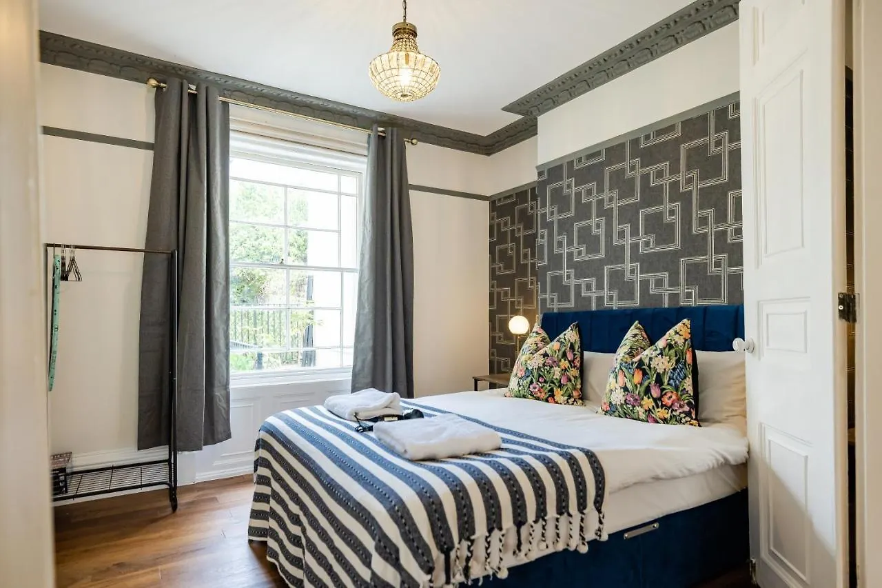 Apartment Sea View I Garden I Seafronti One Bedroom Flat I King Size Bed I 2 Mins Walk To Seafront Brighton United Kingdom
